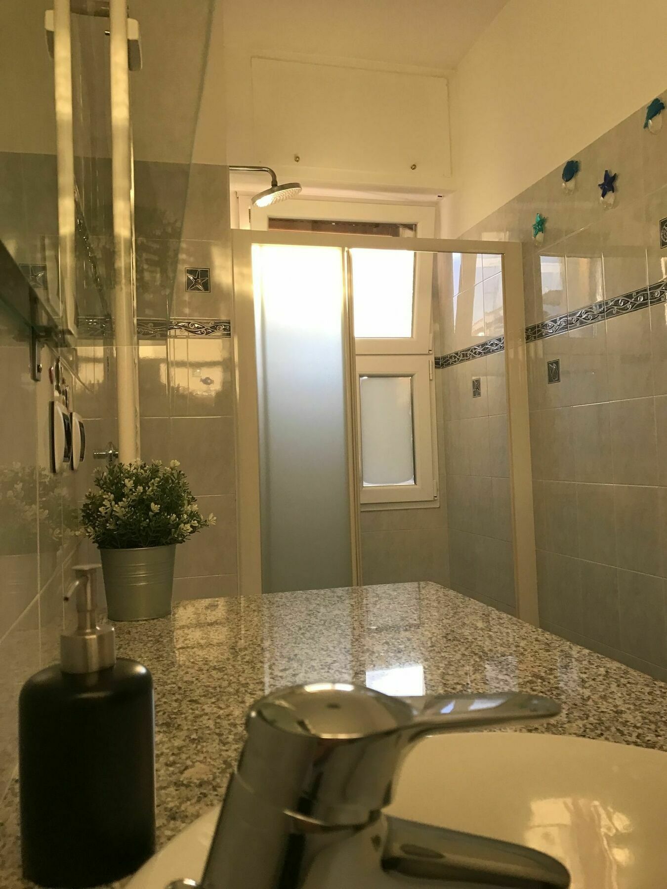 Casa Vacanza Monte Generoso Milan Bagian luar foto